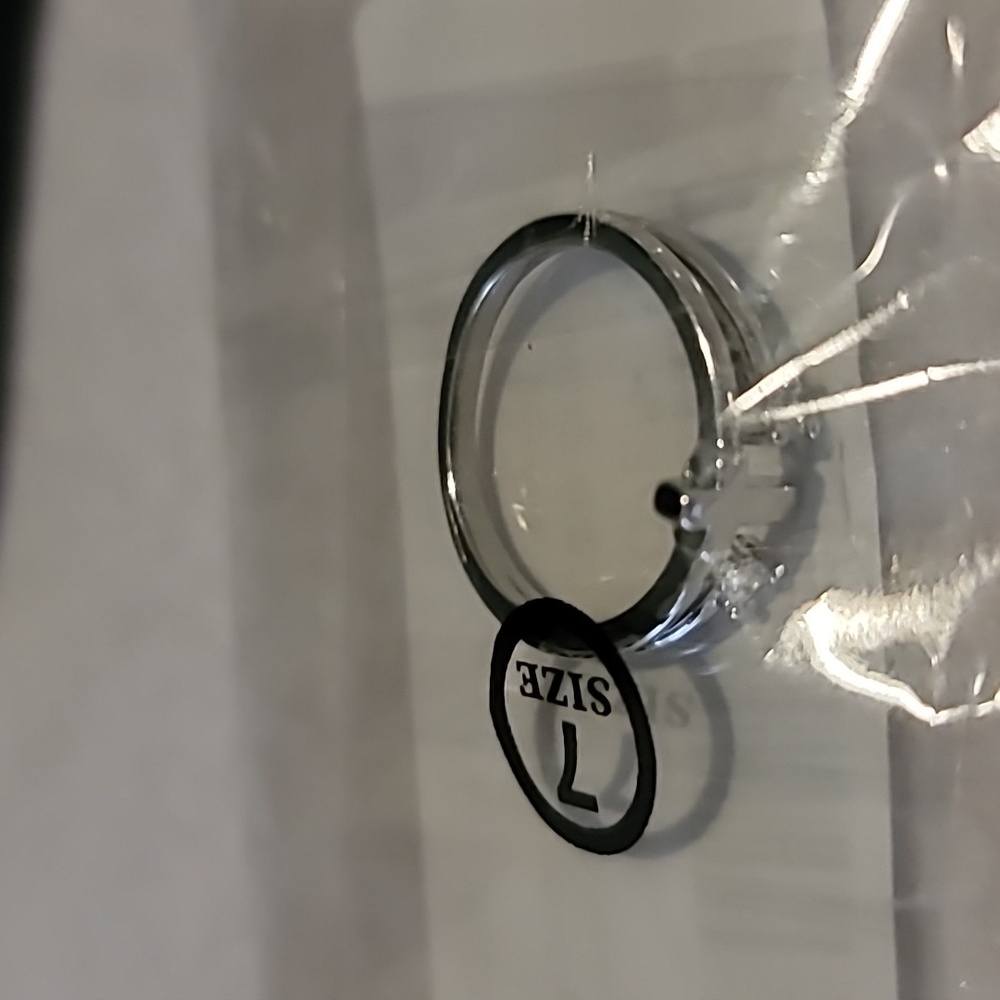 Cross Ring Plated - Picture 5 of 5